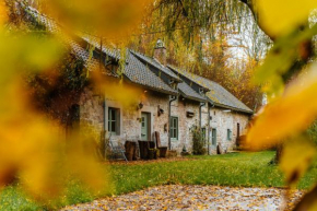 La Petite Fort 17th Cent Cottage Near Durbuy